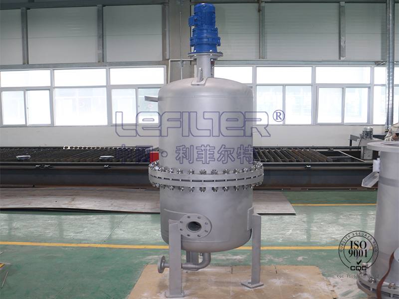 Features of multi-column self-cleaning water filter