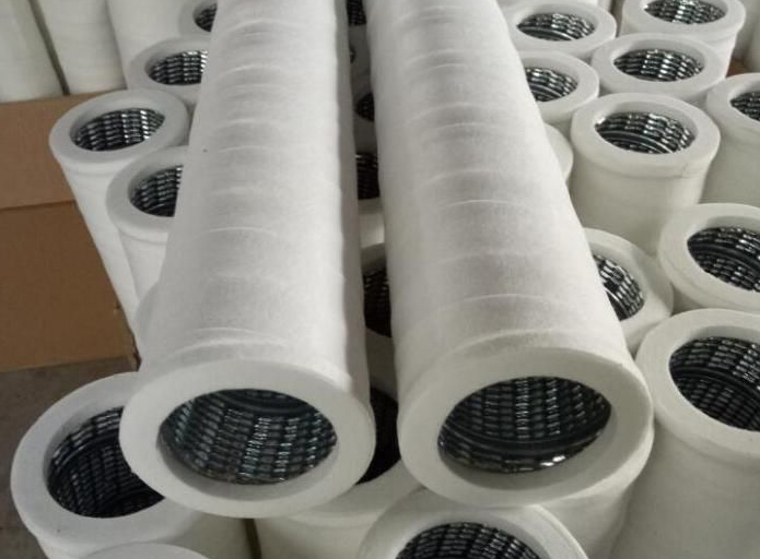 Natural gas coalescing filter