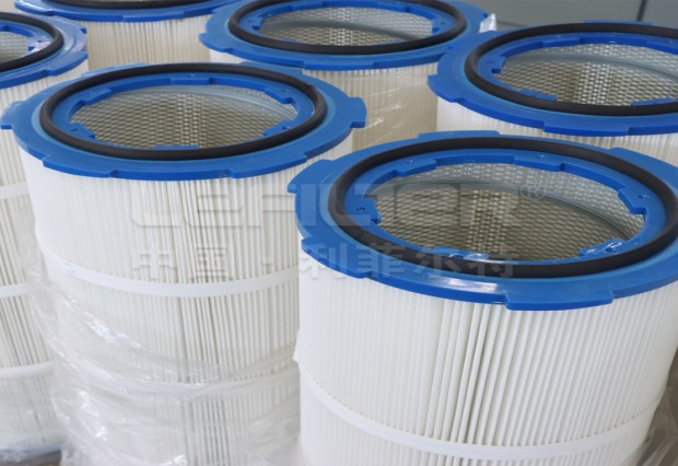 dust recycling filter cartridge